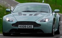 Click image for larger version

Name:	112_0906_06z+2009_aston_martin_v12_vantage+front.jpg
Views:	1089
Size:	47.2 KB
ID:	966280