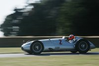 Click image for larger version

Name:	goodwood09_timbrown022.jpg
Views:	45
Size:	95.4 KB
ID:	999386