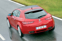 Click image for larger version

Name:	noul -Alfa-Romeo Brera.5.jpg
Views:	114
Size:	184.1 KB
ID:	77983