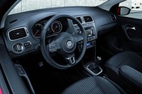 Click image for larger version

Name:	volkswagen-polo-mkv_16.jpg
Views:	2567
Size:	276.7 KB
ID:	815552