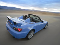 Click image for larger version

Name:	honda-s2000-cr-04.jpg
Views:	262
Size:	93.7 KB
ID:	245600