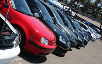 Click image for larger version

Name:	112_0907_51z+socaleuro_meet_2009+Volkswagen_GTI_hoods.jpg
Views:	155
Size:	82.4 KB
ID:	991273