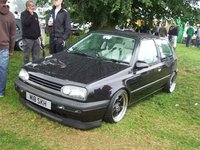 Click image for larger version

Name:	Golf III Black109.jpg
Views:	66
Size:	117.3 KB
ID:	1891310