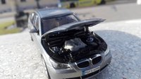 Click image for larger version

Name:	BMW 545i e60 - KYOSHO 1-43 9.jpg
Views:	60
Size:	2.27 MB
ID:	3171297