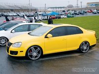 Click image for larger version

Name:	eurp_0812_12_z+vw_jetta_gli+side_view.jpg
Views:	85
Size:	67.8 KB
ID:	1285995