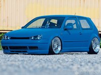 Click image for larger version

Name:	eurp_1101_02_o+2003_volkswagen_gti+front_end.jpg
Views:	67
Size:	60.6 KB
ID:	2015664