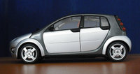 Click image for larger version

Name:	smart_forfour_07.jpg
Views:	44
Size:	391.5 KB
ID:	1178211