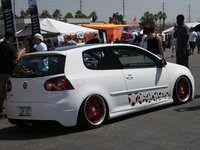 Click image for larger version

Name:	eurp_0709_22_z+2007_dub_fest+gti.jpg
Views:	102
Size:	64.2 KB
ID:	1357796