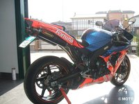Click image for larger version

Name:	yzf-r1-2976863.jpg
Views:	181
Size:	46.7 KB
ID:	1357116