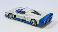 Click image for larger version

Name:	maserati-3.JPG
Views:	9
Size:	1.17 MB
ID:	3207578