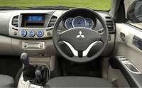 Click image for larger version

Name:	mit-l200-interior-large.jpg
Views:	389
Size:	51.1 KB
ID:	444833