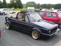 Click image for larger version

Name:	Golf_1_TReffen_04_018001.jpg
Views:	868
Size:	112.1 KB
ID:	719543