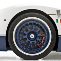 Click image for larger version

Name:	Edo_Maserati_MC12_MotorAuthority_002.jpg
Views:	146
Size:	155.6 KB
ID:	547885