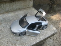 Click image for larger version

Name:	Audi R8 04.JPG
Views:	17
Size:	2.16 MB
ID:	2927923