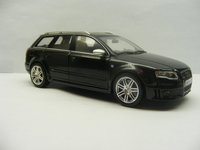 Click image for larger version

Name:	Audi RS4 avant - MINICHAMPS 1-43 1.JPG
Views:	20
Size:	1.13 MB
ID:	2533099
