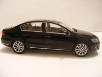 Click image for larger version

Name:	VW Passat B7 - SCHUCO 1-43 1.JPG
Views:	144
Size:	1.28 MB
ID:	2629435
