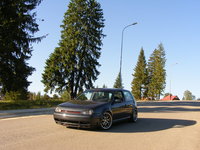 Click image for larger version

Name:	VW_Golf_4_Clean_Look_by_Carnacior.jpg
Views:	42
Size:	231.9 KB
ID:	1508870