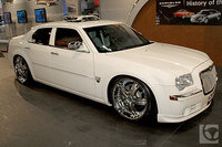 Click image for larger version

Name:	2006_Chrysler_300_C DUB_front.jpg
Views:	64
Size:	45.5 KB
ID:	1421614