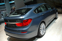 Click image for larger version

Name:	09-bmw-5-gt-live-frankfurt.jpg
Views:	146
Size:	326.2 KB
ID:	1087378