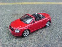 Click image for larger version

Name:	Audi TT 03.JPG
Views:	105
Size:	272.9 KB
ID:	630345