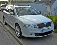 Click image for larger version

Name:	Skoda_Octavia_RS_Combi_front-1.jpg
Views:	120
Size:	1.50 MB
ID:	974232