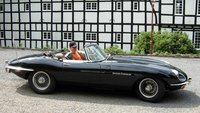 Click image for larger version

Name:	Jaguar-E-Type_S2-schw.jpg
Views:	266
Size:	149.0 KB
ID:	1052317