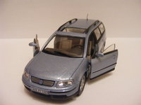 Click image for larger version

Name:	VW Passat B5  Variant - SCHUCO 1-43 3.JPG
Views:	91
Size:	1.47 MB
ID:	2097853