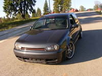 Click image for larger version

Name:	VW_Golf_4_Clean_Look_4_by_Carnacior.jpg
Views:	55
Size:	261.1 KB
ID:	1508873
