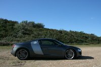 Click image for larger version

Name:	Audi_R8_10.jpg
Views:	103
Size:	43.7 KB
ID:	715460