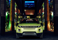 Click image for larger version

Name:	Range-Rover-Evoque-Personalisation-Options-4.jpg
Views:	29
Size:	177.7 KB
ID:	2233238