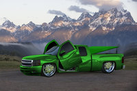 Click image for larger version

Name:	2011-Chevrolet-Silverado-Image-01 copy copy copy.jpg
Views:	32
Size:	902.5 KB
ID:	2496315