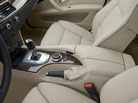 Click image for larger version

Name:	BMW-5-Series_2008_1600x1200_wallpaper_1d.jpg
Views:	64
Size:	308.3 KB
ID:	1228275