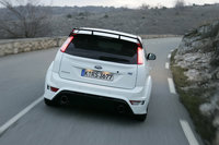 Click image for larger version

Name:	2009_Ford-Focus-RS-White_03.jpg
Views:	50
Size:	129.6 KB
ID:	1231100