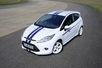 Click image for larger version

Name:	Ford-Fiesta-ajunge-sport.jpg
Views:	312
Size:	248.1 KB
ID:	1445072