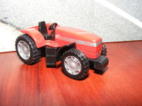 Click image for larger version

Name:	Tractor Massey Ferguson 9240 - SIKU.JPG
Views:	50
Size:	1.41 MB
ID:	1426150
