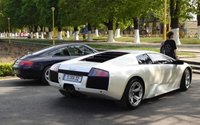 Click image for larger version

Name:	lamborghini_murcielago-bt00088_223254.jpg
Views:	115
Size:	44.4 KB
ID:	2141005