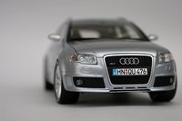 Click image for larger version

Name:	Audi RS4-1.jpg
Views:	98
Size:	41.1 KB
ID:	2135621