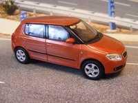 Click image for larger version

Name:	Skoda Fabia 2 - ABREX 1-43 1.JPG
Views:	27
Size:	1.40 MB
ID:	2027195