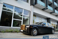 Click image for larger version

Name:	Rolls-Royce-Phantom-Gold-2-thumb-550x368.jpg
Views:	95
Size:	52.6 KB
ID:	2269094