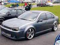 Click image for larger version

Name:	eurp_0708_05_z+volkswagen_jetta+left_front_view.jpg
Views:	81
Size:	73.3 KB
ID:	1320781