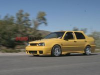 Click image for larger version

Name:	eurp_0806_51_z+2008_wustefest_las_vegas_show+vw_jetta_with_bodykit_cruising_on_freeway.jpg
Views:	46
Size:	32.4 KB
ID:	1485419
