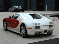 Click image for larger version

Name:	veyron_2.jpg
Views:	1430
Size:	118.9 KB
ID:	890294