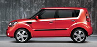 Click image for larger version

Name:	Kia_Soul_MotorAuthority_001.jpg
Views:	117
Size:	149.7 KB
ID:	543916