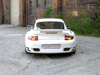 Click image for larger version

Name:	2007-Edo-Competition-Porsche-997-Shark04.jpg
Views:	105
Size:	945.1 KB
ID:	1044173