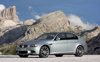 Click image for larger version

Name:	BMW_M3_Limousine_2008_05_1920x1200.jpg
Views:	303
Size:	513.0 KB
ID:	621710