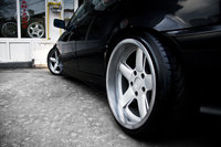 Click image for larger version

Name:	E36_4doors_wheels.jpg
Views:	92
Size:	1.36 MB
ID:	1996701
