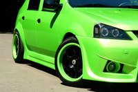 Click image for larger version

Name:	tuning-logan-pissisica-verde-lamborghini-by-sorin-dae8bd5bab587696d-550-0-1-95-1.jpg
Views:	72
Size:	46.5 KB
ID:	2325678