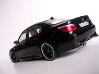 Click image for larger version

Name:	bmw_m5_e60_noire_dscn5775jq2.jpg
Views:	77
Size:	22.9 KB
ID:	1847597