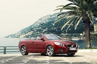 Click image for larger version

Name:	2010-Volvo-C70-11.jpg
Views:	72
Size:	441.3 KB
ID:	1067822