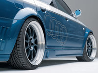 Click image for larger version

Name:	eurp_0812_01_z+andy_kuo_2000_audi_s4+wheels.jpg
Views:	66
Size:	78.5 KB
ID:	917562